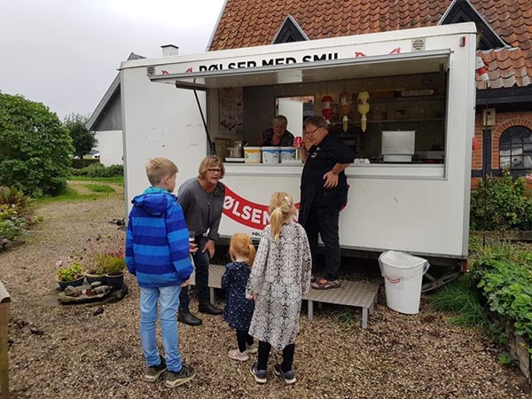 Lej en Pølsevogn Leth Catering